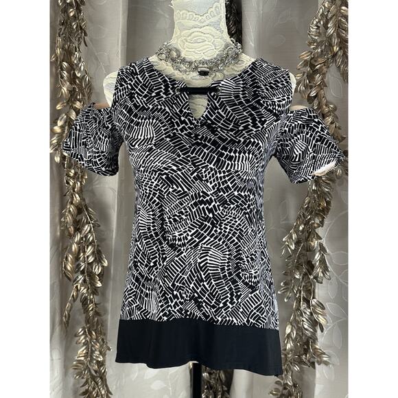 Rafaella Cold Shoulder Top Small Black White Print Keyhole Blouse S - Picture 3 of 10
